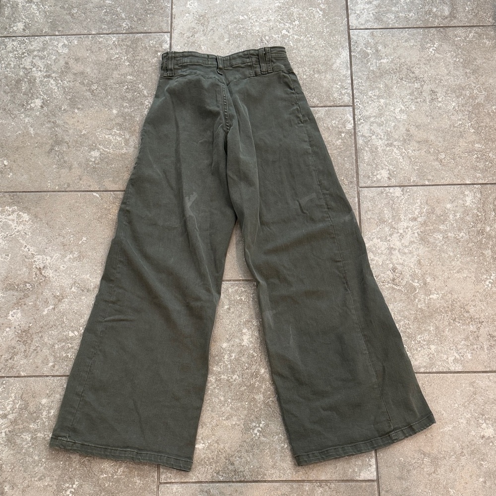 WE THE FREE Olive Green Utility Wide Leg Pants Sz 27 - Picture 4 of 5